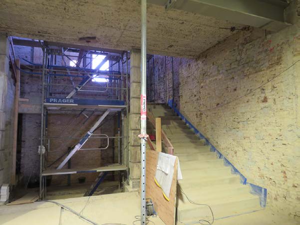 Das neue Treppenhaus im Rohbau